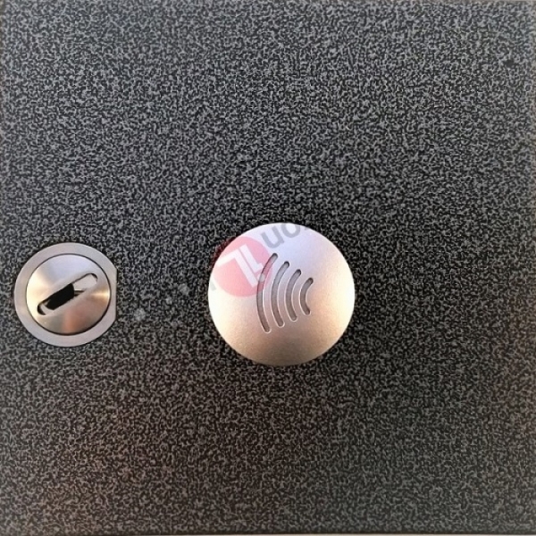 Čtečka KARAT antika stříbrná Wiegand 26 iButton(1-wire) zapuštěná chráněná 13,56 MHz MIFARE RFID kontrola vstupu IRON LOGIC-TESLA zámek